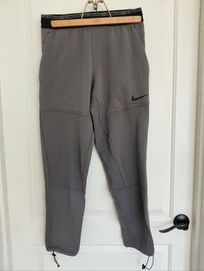 Nike Pro Dri-Fit Men's Activewear Ribbed Slim-Fit Jogger Pants Gray Size S